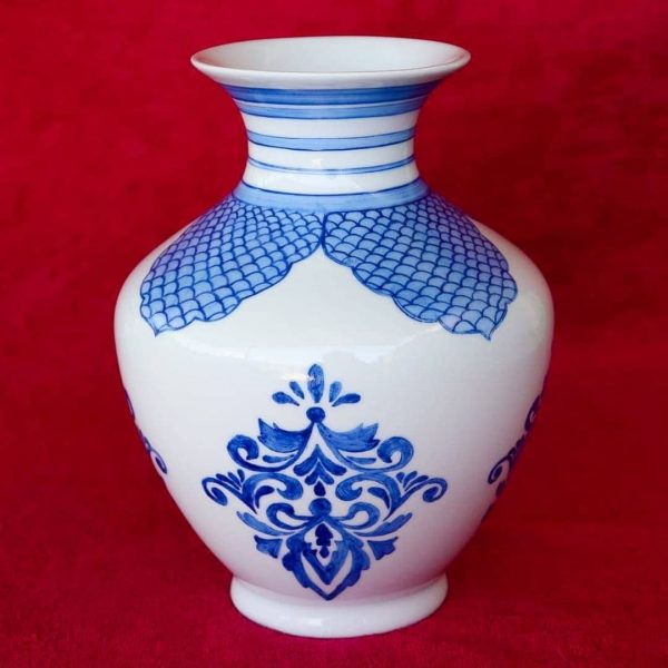 soraya pamplona porcelanas rio de janeiro fotografia de produto vaso de porcelana azul e branco